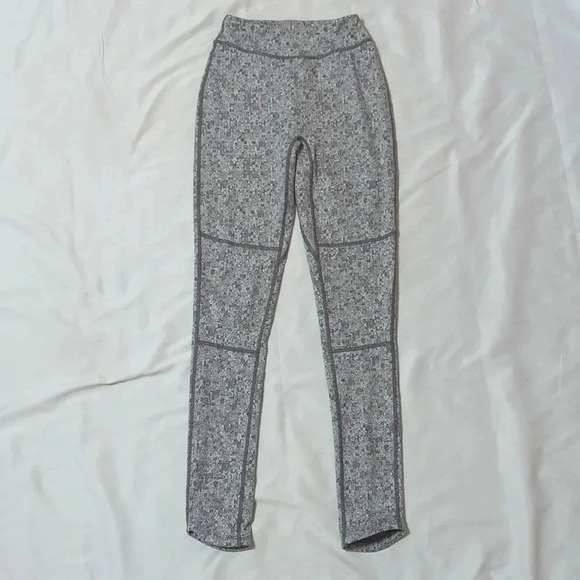 Gymshark Fleur Texture Leggings, Color Charcoal Marl Size XS - Picture 1 of 14